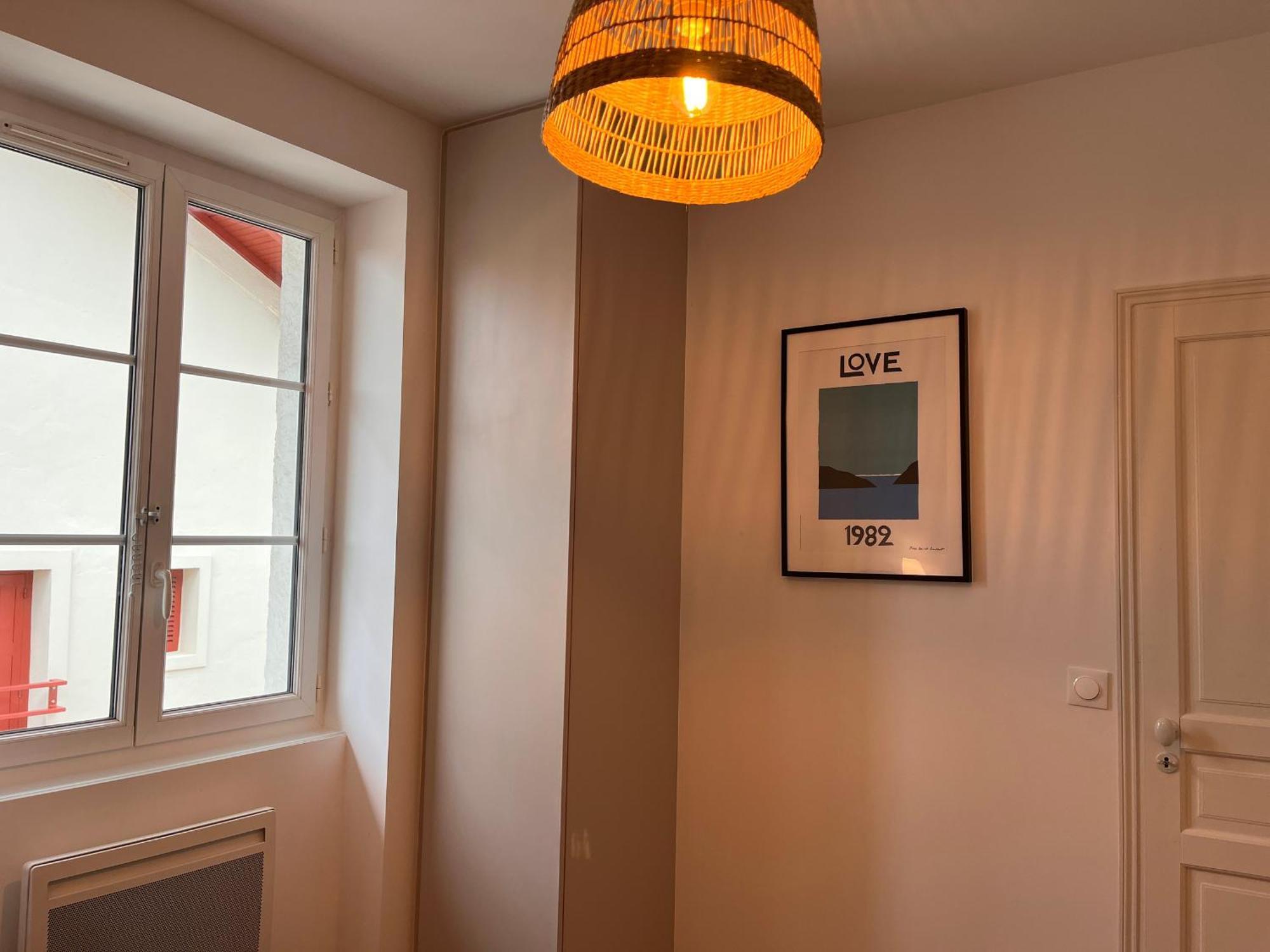 Appartement Lumineux 3 Pieces Pres Des Halles Et De La Plage, Wifi, Clim, Parkings Proches - Fr-1-239-910 Saint-Jean-de-Luz Exterior foto