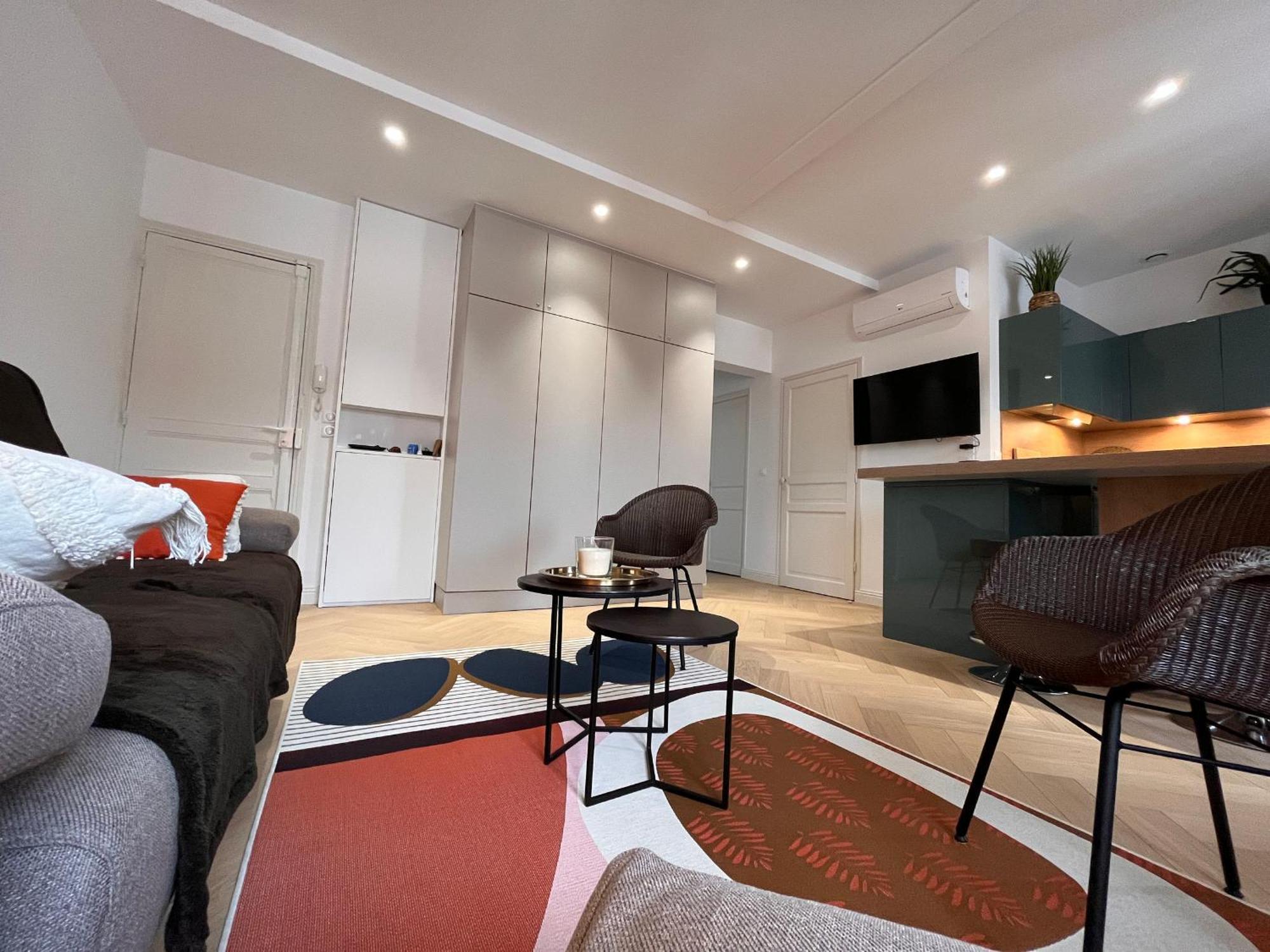 Appartement Lumineux 3 Pieces Pres Des Halles Et De La Plage, Wifi, Clim, Parkings Proches - Fr-1-239-910 Saint-Jean-de-Luz Exterior foto